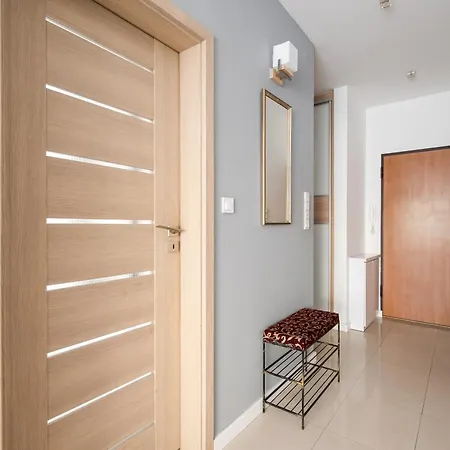 Wlochy Fasolowa 2-bedroom Apartment *