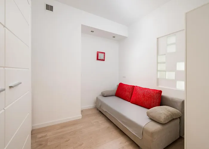 Wlochy Fasolowa 2-bedroom By Bookinghost Daire *